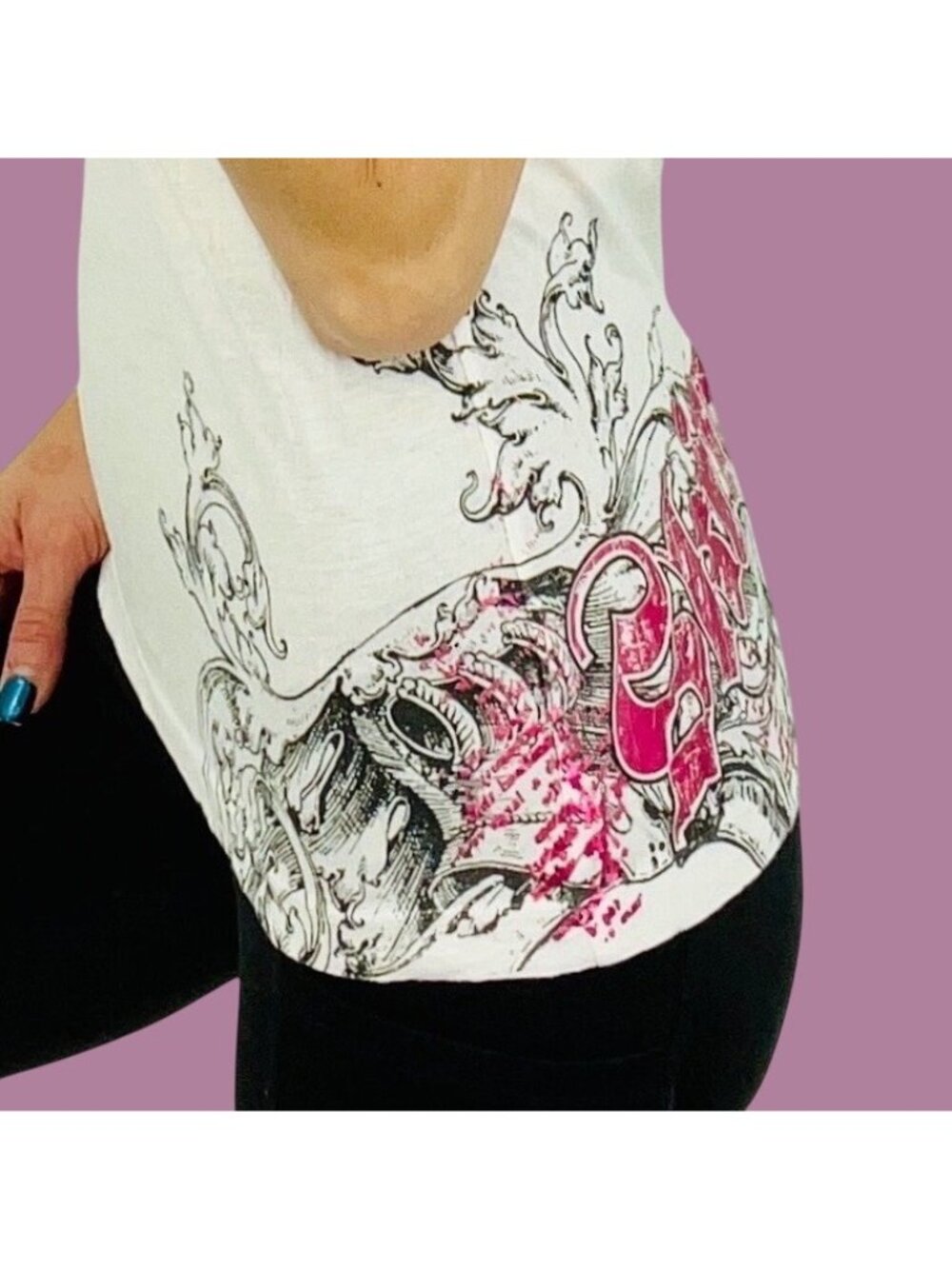 RARE Vintage 90s SKIN Fitted Metallic Tattoo Graphic Logo Tee | Y2K - Picture 8 of 16